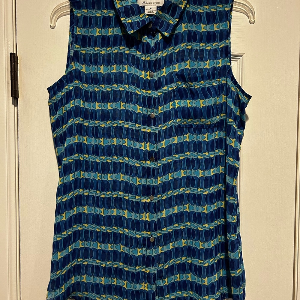 Liz Claiborne Blue and Yellow Patterned Button Down Shirt